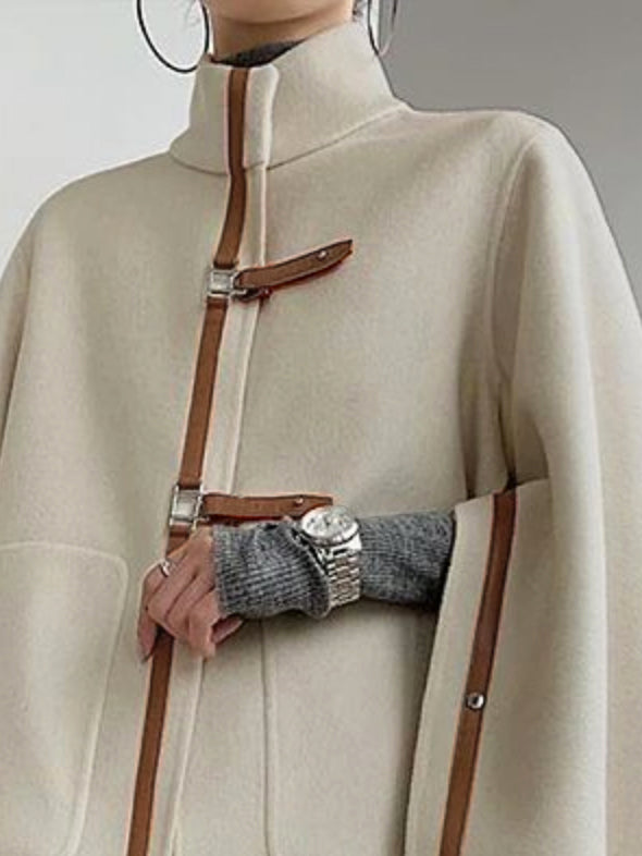 Ropa de abrigo de cuello alto con hebilla suelta y manga larga